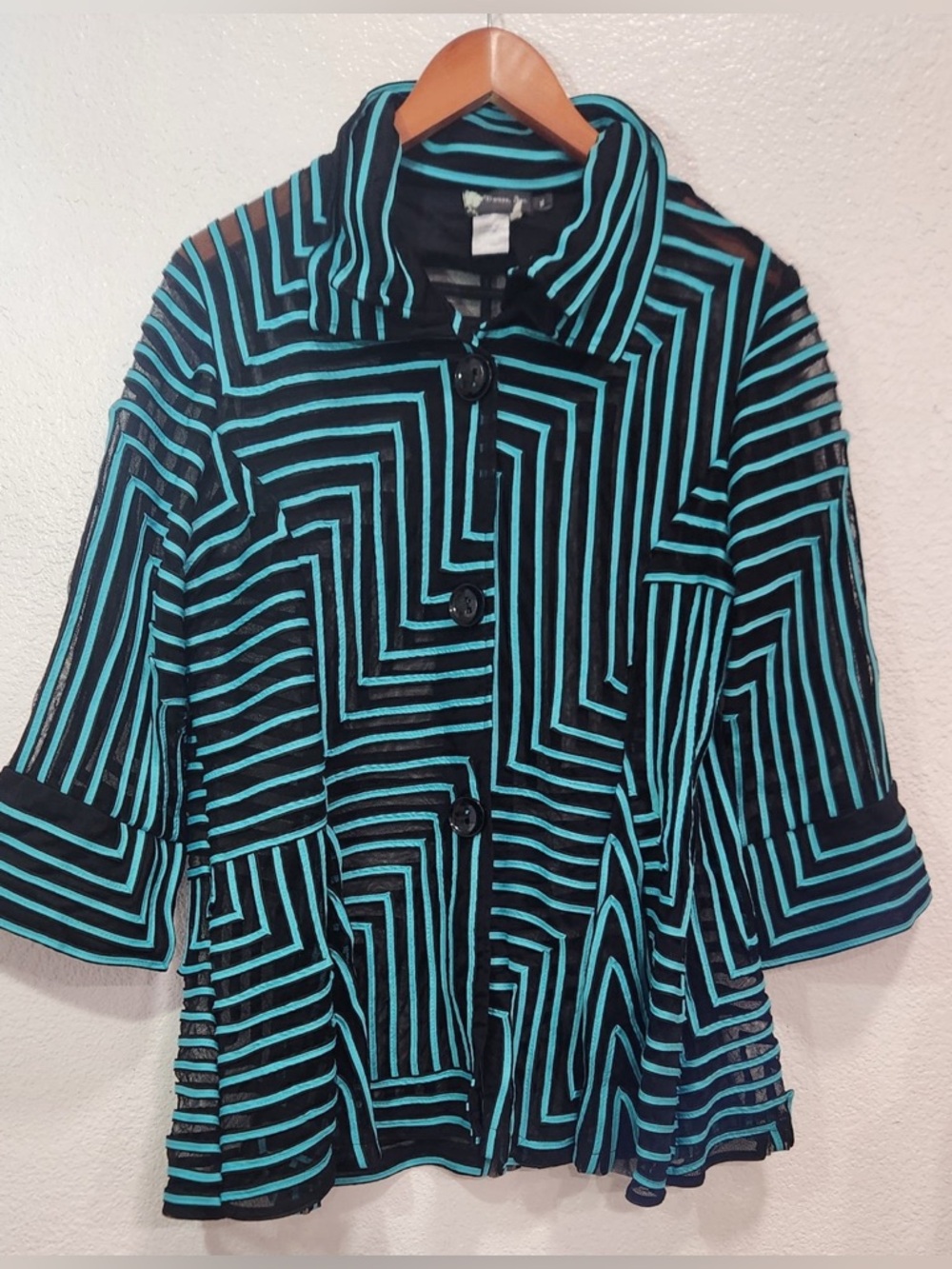 Damee Soutache Jacket Two Tone Women’s Size XL Preowned- excellent condition